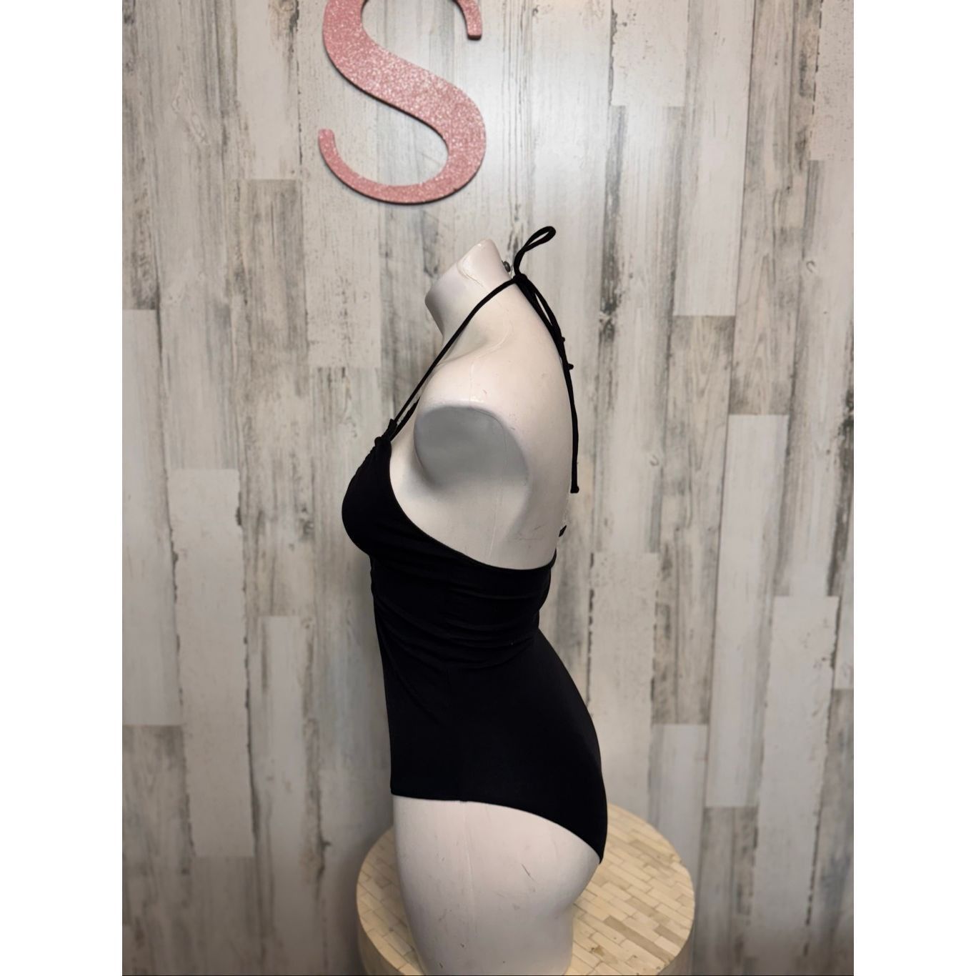 Forever 21 Forever 21 Black Halter bodysuit Women’s Size S Size S / US 4 / IT 40 - 2 Thumbnail