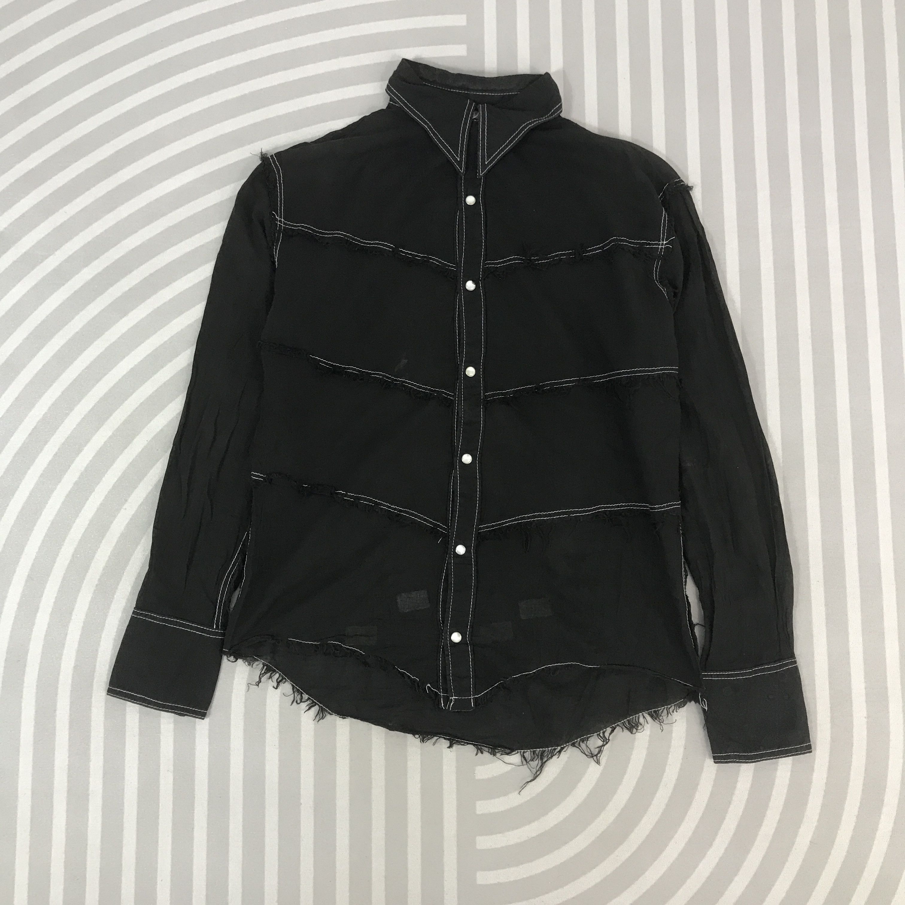 Japanese Brand Vintage Serious Los Angles gothic design punk shirtK44B57 Size US M / EU 48-50 / 2 - 1 Thumbnail