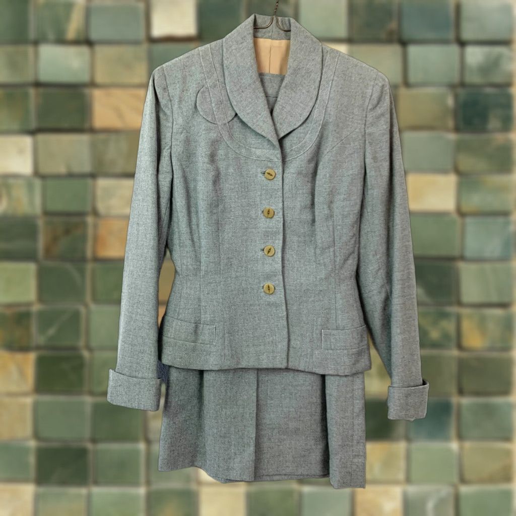 Vintage VINTAGE Unbranded HXG Wool Blazer Skirt Suit Womens 4 XS 2 Piece Gray Wool Set Includes Jacket Skirt Winter Fall 100% Wool Dry Clean Only Mens? No. Size 27" / US 4 / IT 40 - 1 Thumbnail