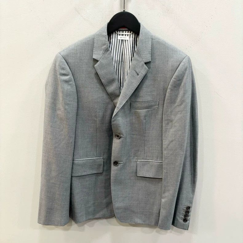 Thom Browne Thom Browne Size 0 Classic suit 2503-Nextarrow Size 34R - 1 Thumbnail