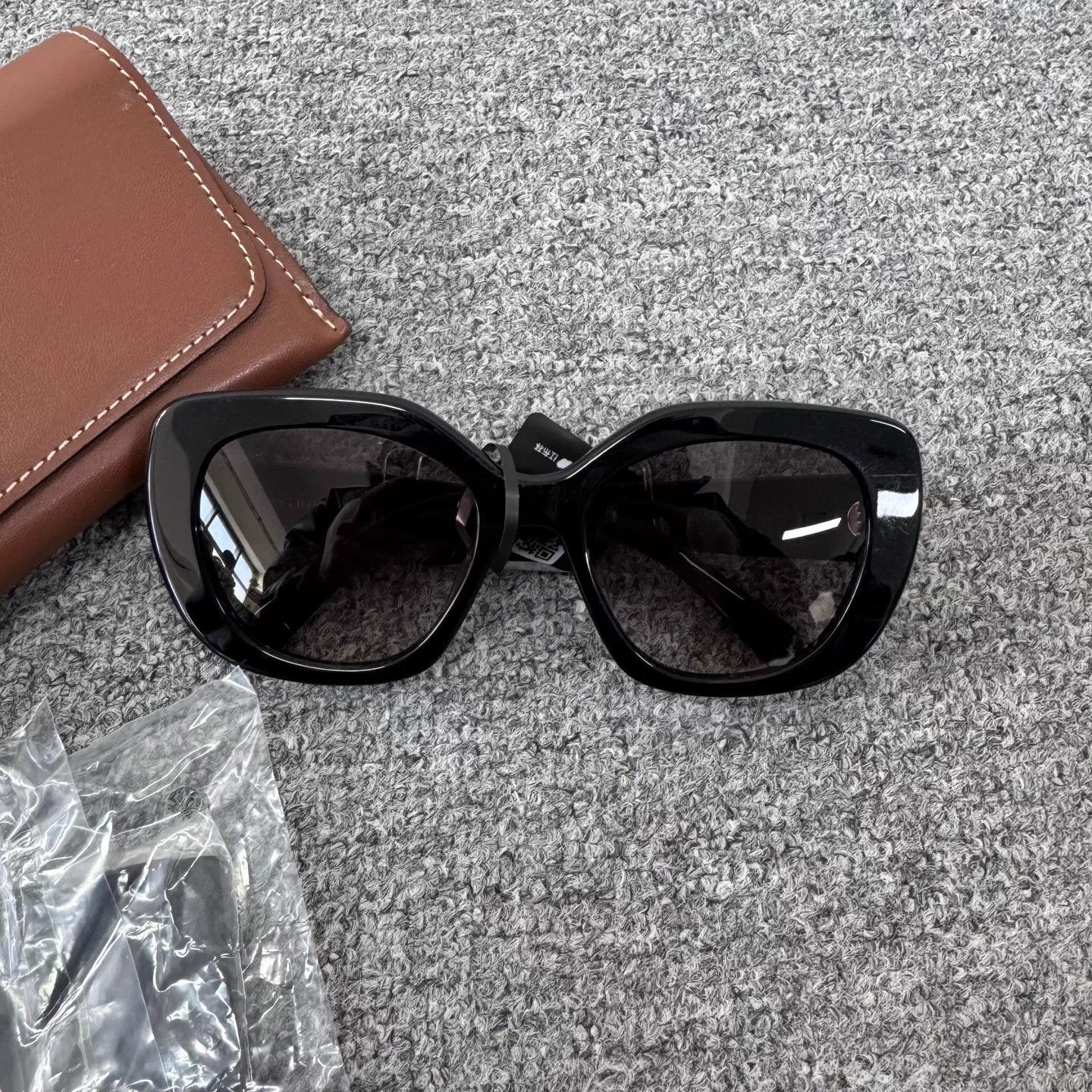 Celine Celine Triumph Arc Sunglasses 99 New Original Box Size ONE SIZE - 3 Thumbnail