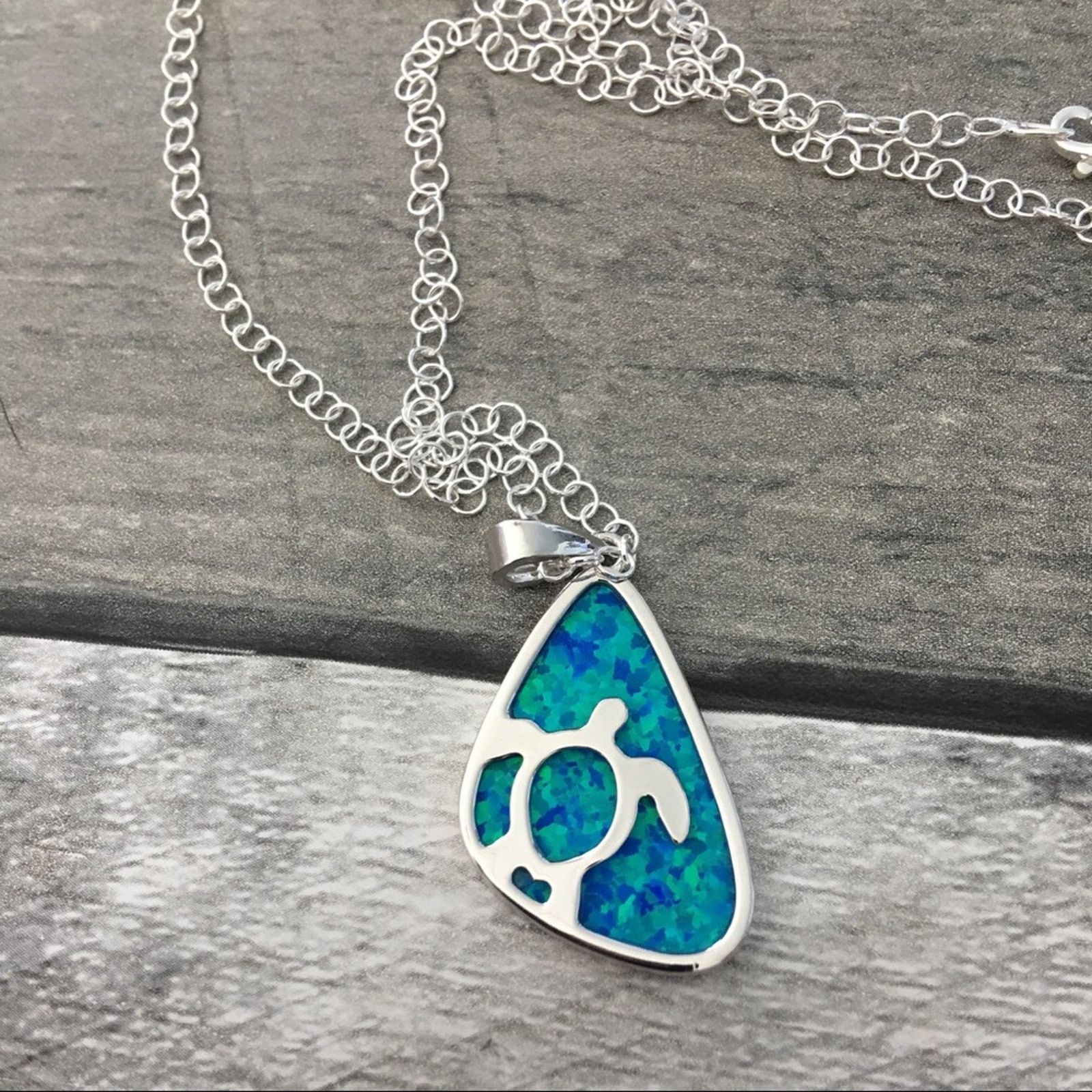 The Unbranded Brand Sterling Silver Lab opal Turtle Necklace Size ONE SIZE - 2 Thumbnail
