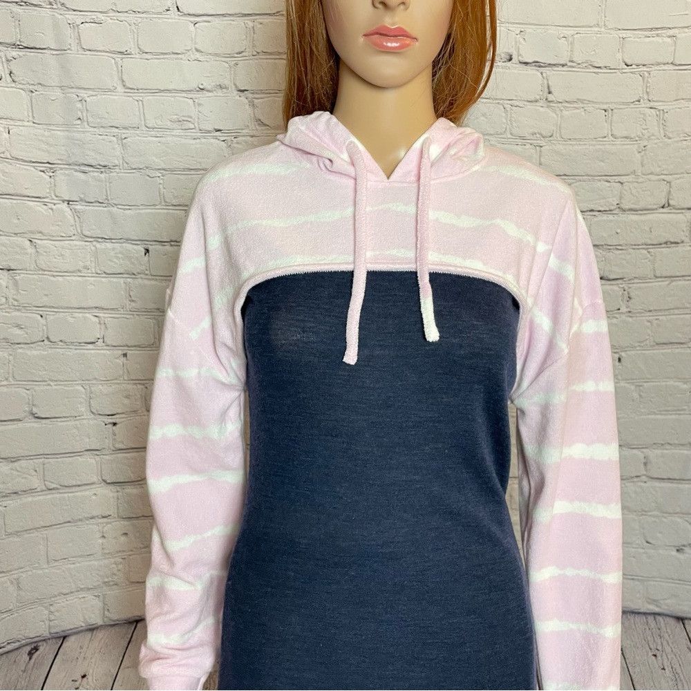 Zara NWT New Zara Pink White Stripes Cropped Hoodie Size M Size M / US 6-8 / IT 42-44 - 4 Thumbnail