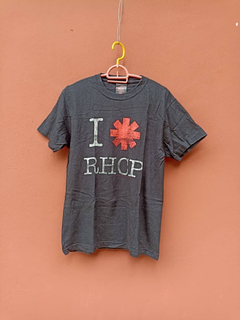 Red Hot Chili Peppers 2007 official T ©️ 2007 Red Hot Chili Peppers Classic Logo Band Printed T-Shirt