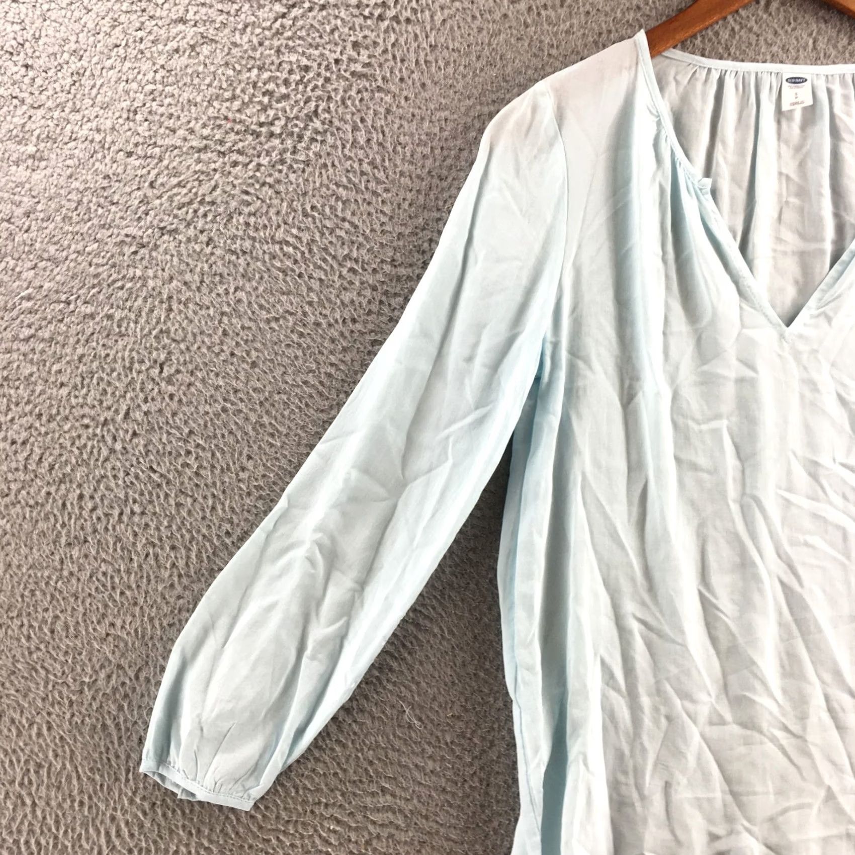 Old Navy Old Navy Blouse Top Womens S Blue Rayon Long Sleeve V-Neck Pullover Casual NEW Size S / US 4 / IT 40 - 4 Thumbnail