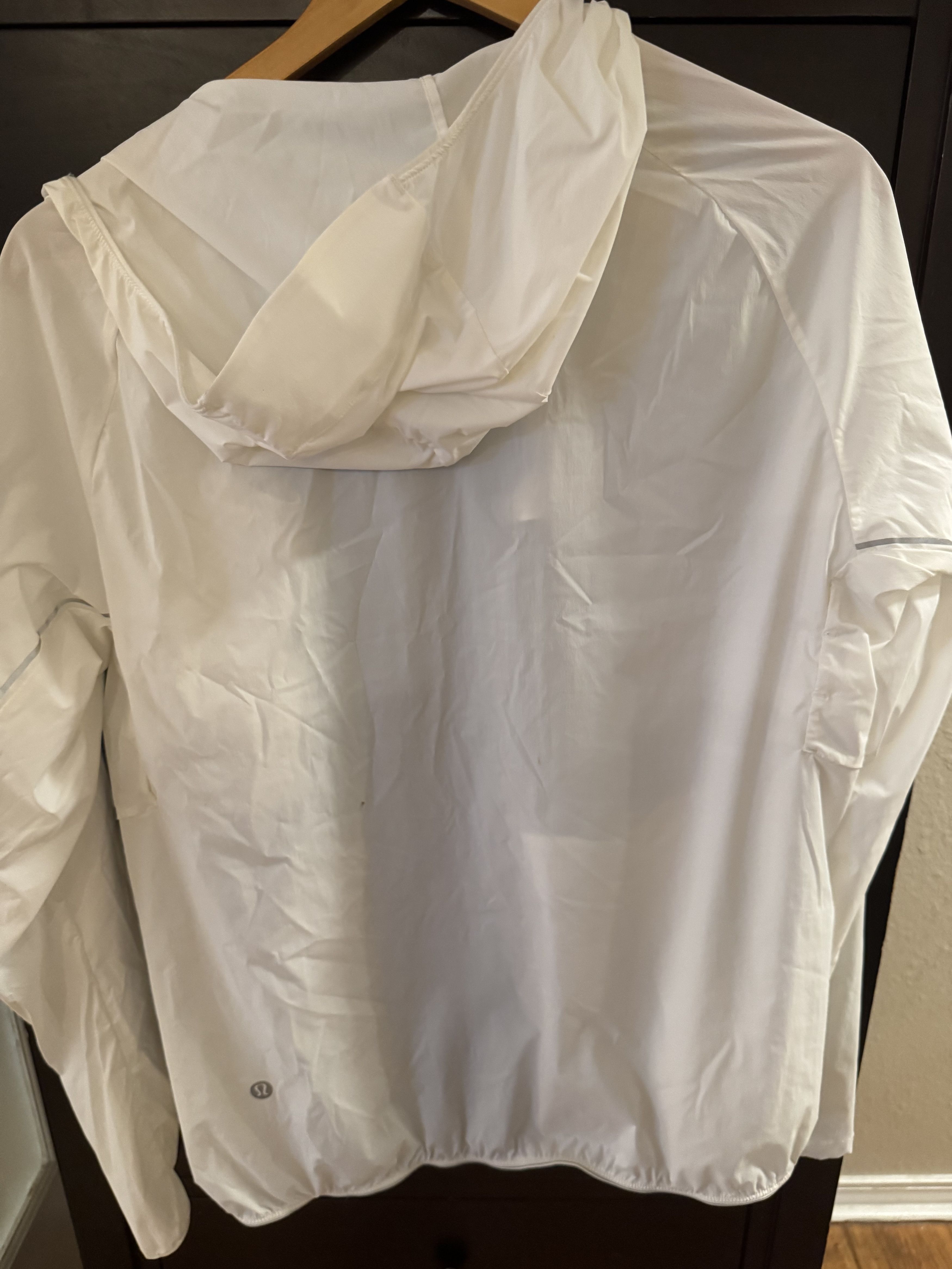 Lululemon Lululemon White Raincoat. Size US M / EU 48-50 / 2 - 6 Thumbnail