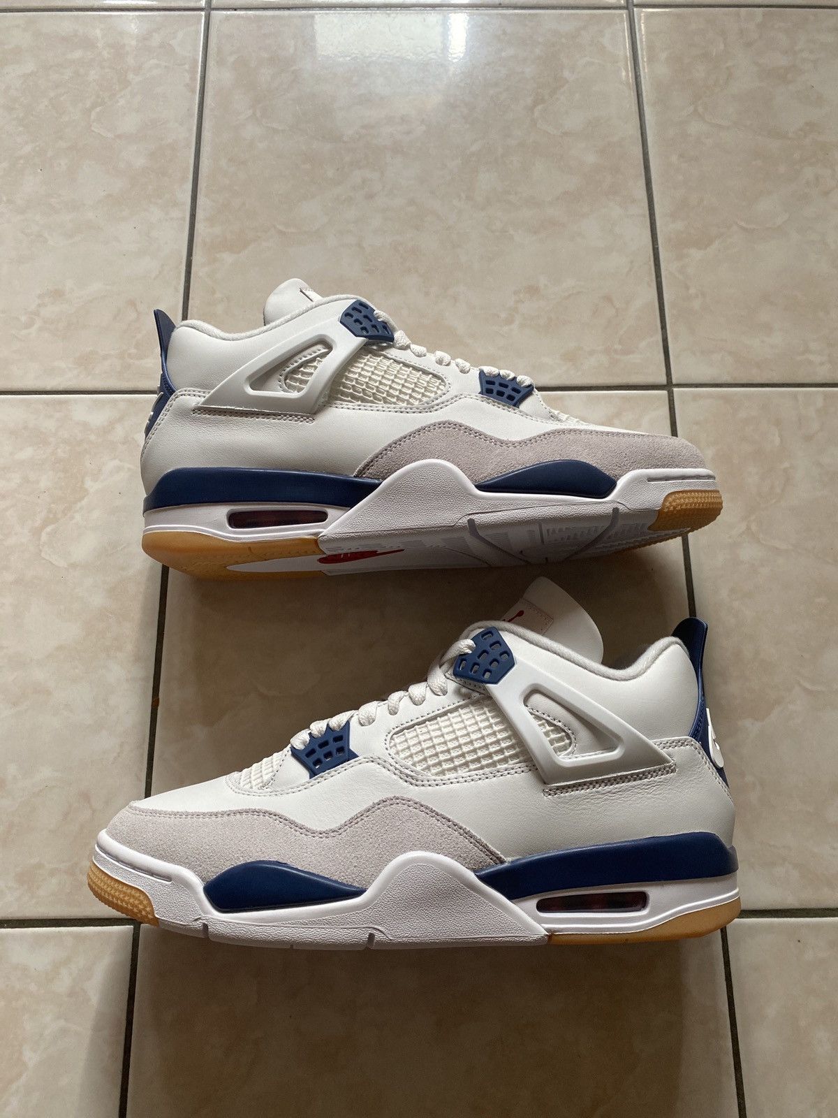 Jordan Brand × Nike Nike SB x Air Jordan 4 Retro SP 'Navy' Size US 10.5 / EU 43-44 - 1 Thumbnail