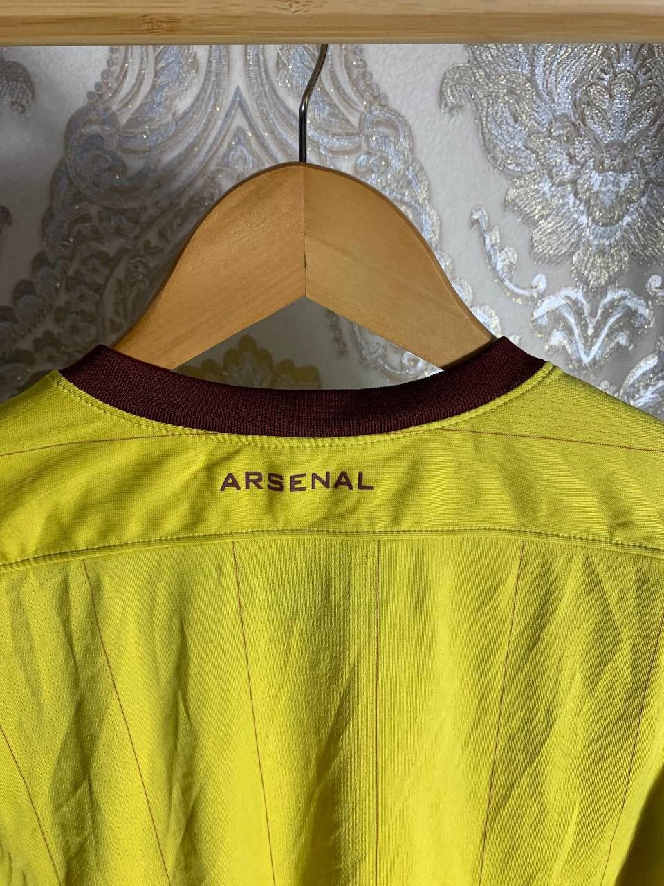 Nike VERY RARE NIKE FC ARSENAL LONDON ENGLAND SOCCER JERSEY 90s Size US S / EU 44-46 / 1 - 9 Thumbnail