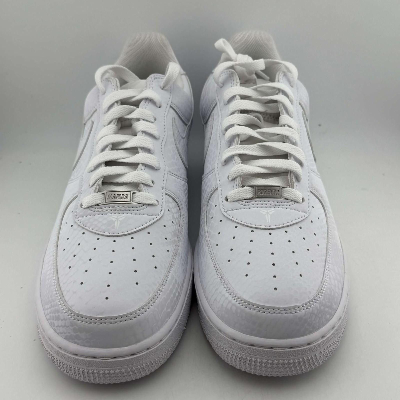 Nike Nike Air Force 1 Kobe Bryant Forever White OG Box Size US 11 / EU 44 - 2 Thumbnail