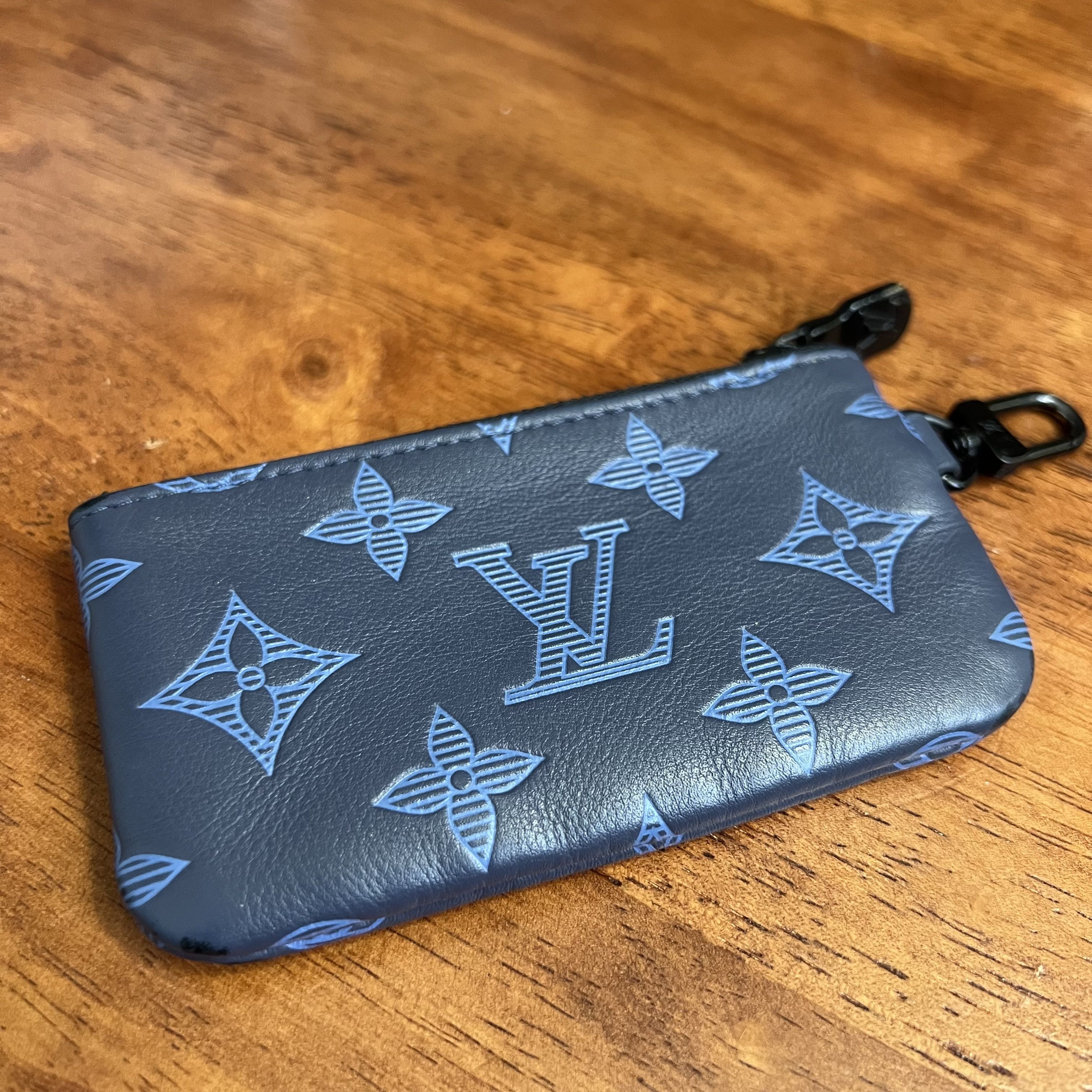 Louis Vuitton Louis Vuitton Monogram Shadow Leather Coin Case Size ONE SIZE - 11 Thumbnail