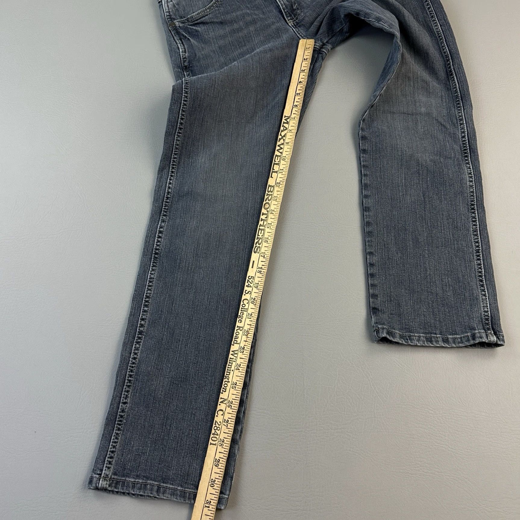 Wrangler Wrangler Retro Jeans Mens 30x31 Dark Wash Slim Straight Western Cowboy Rodeo Denim 5-Pocket Button Vintage USA Cowboy Western Mens Size US 30 / EU 46 - 2 Thumbnail