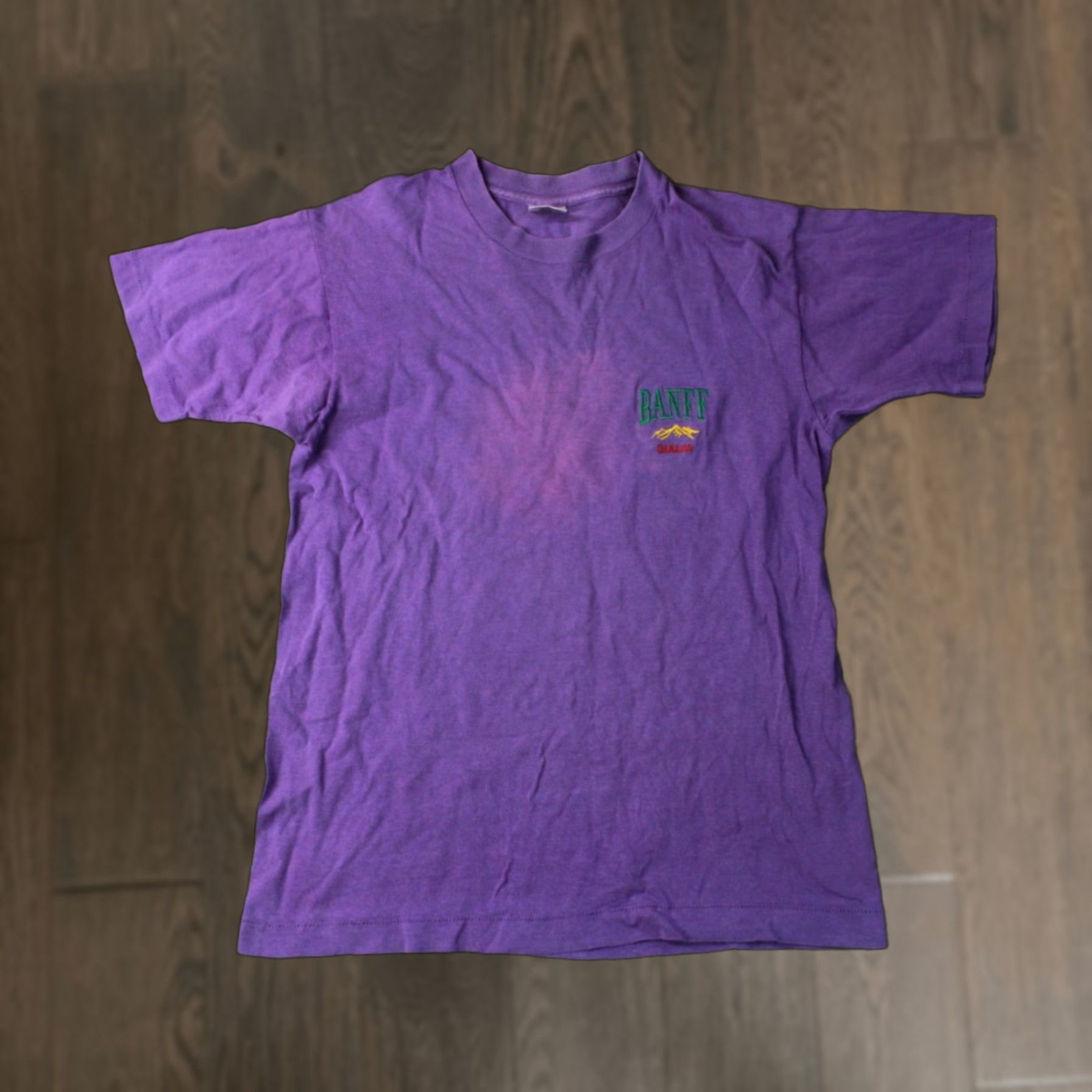 Fruit Of The Loom BANFF CANADA BANFF Canada VTG 80'S SHIRT JERSEY FRUIT OF THE LOOM SIZE M Violet Mens Shirt 80s Banff Canada Vintage Shirt Size US M / EU 48-50 / 2 - 1 Thumbnail