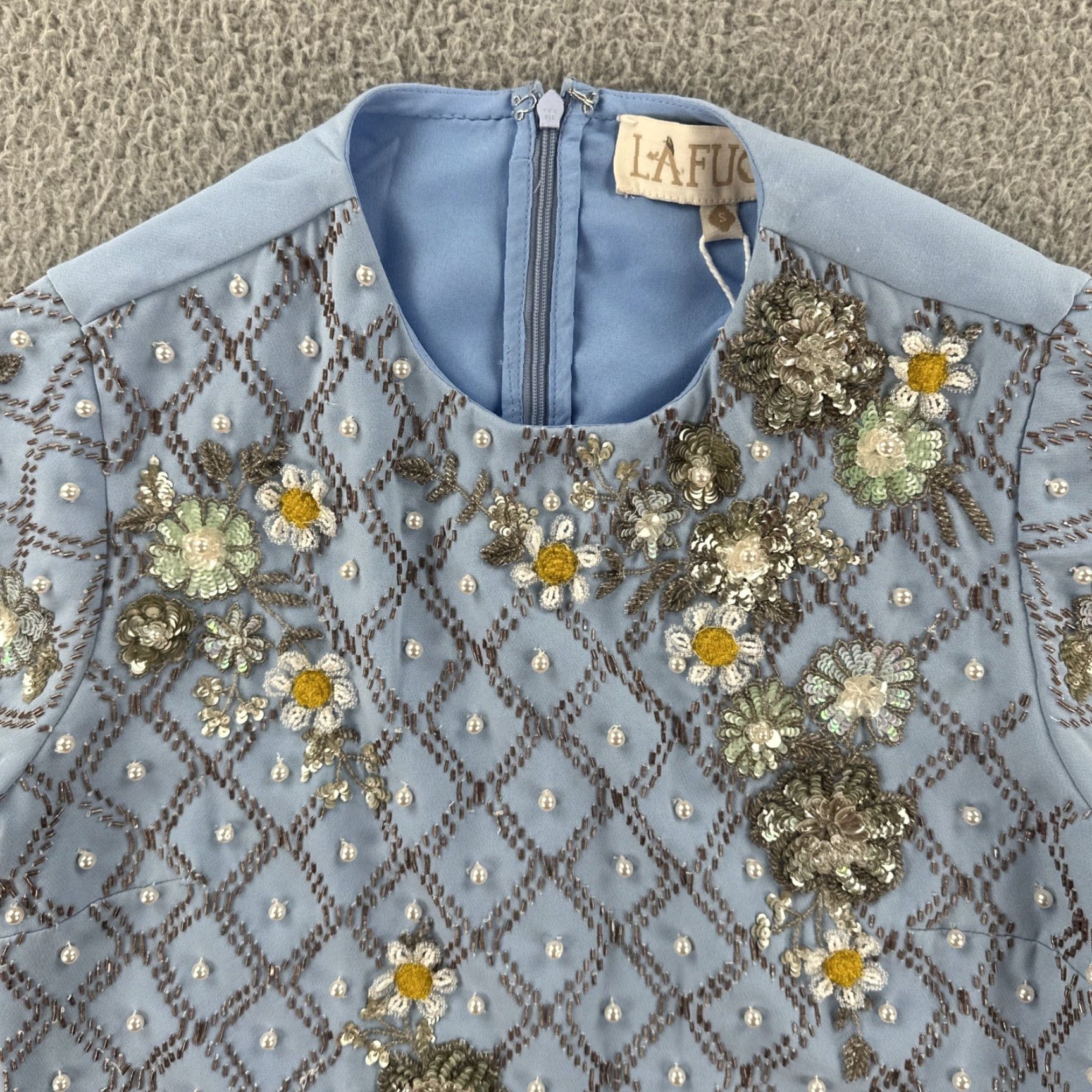 Vintage VINTAGE La Fuori Silk Blouse Women’s S Blue Embroidered NWT Sustainable Shirt Mens Women? Size S / US 4 / IT 40 - 5 Thumbnail