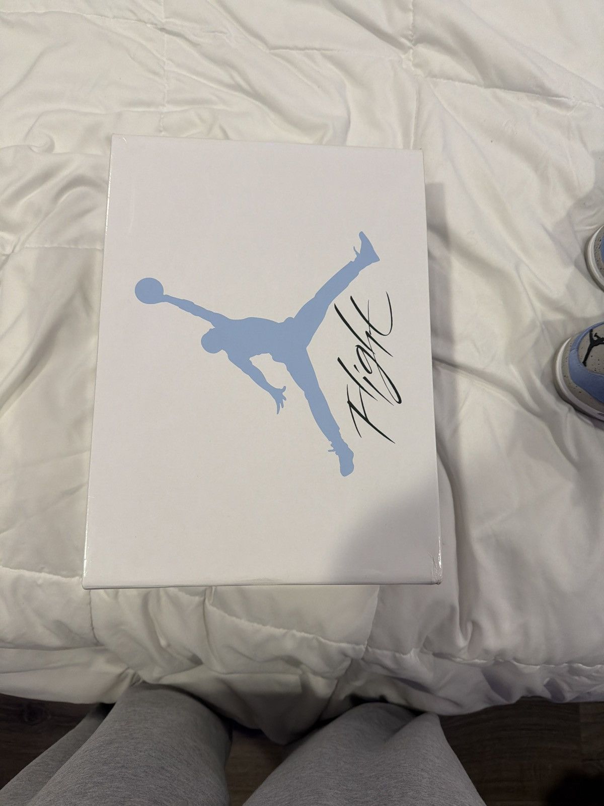 Jordan Brand AirJordan 4 Retro ‘University Blue’ Size US 9.5 / EU 42-43 - 8 Thumbnail