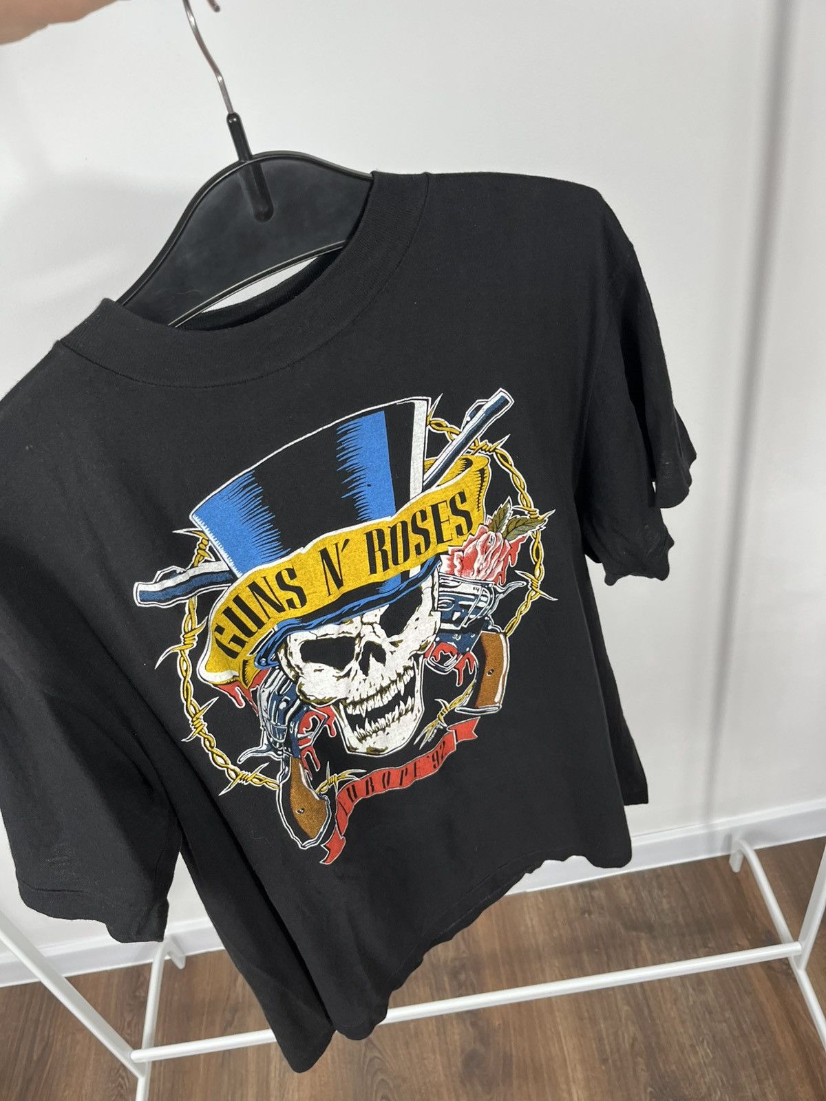 Guns N' Roses Guns N Roses Use Your Illusion 92 T Shirt L Single Stitch Size US L / EU 52-54 / 3 - 17 Thumbnail