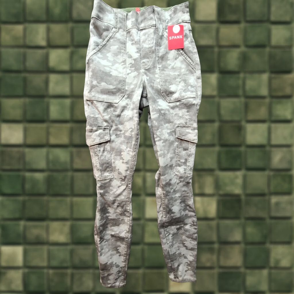 Spanx Spanx Pants Womens XS Petite Stretch Twill Ankle Cargo Camo Leggings 20311Q Size 26" / US 2 / IT 38 - 1 Thumbnail