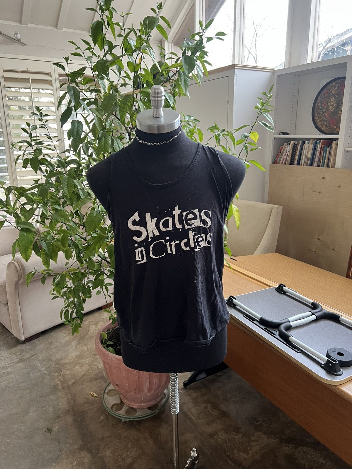 Band Tees skates in circles tank top Size US XL / EU 56 / 4 - 1 Preview