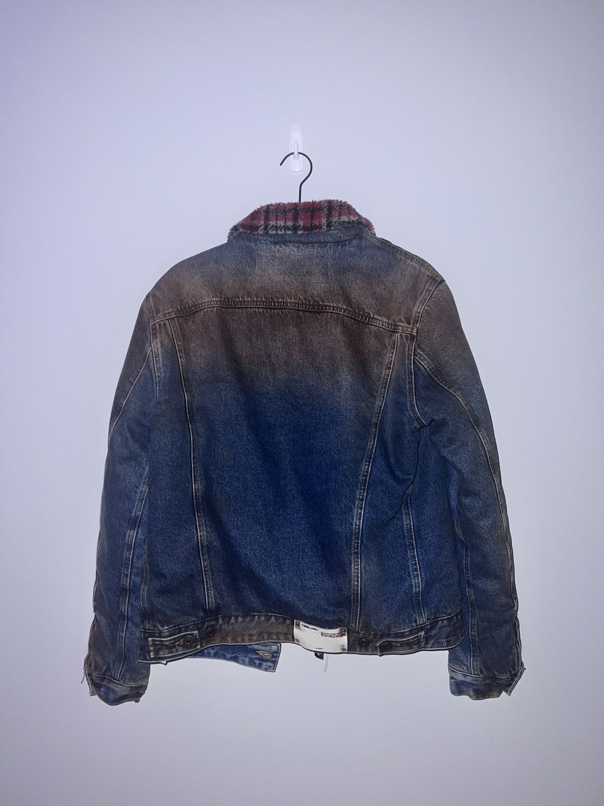 Off-White OFF-WHITE MEN'S DIRTY JEAN JACKET W/ PLAID FAUX SHEARLING Size US S / EU 44-46 / 1 - 2 Thumbnail