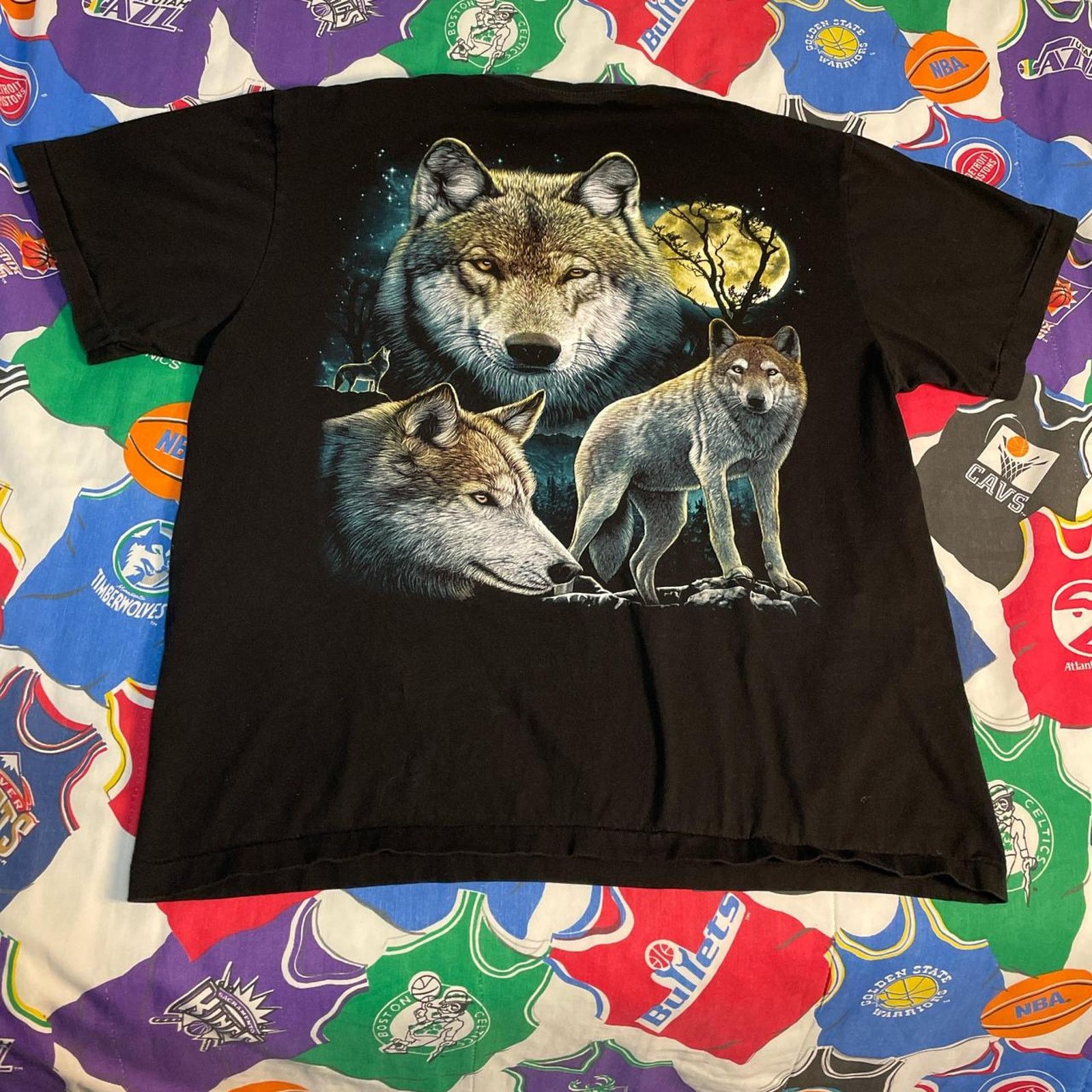 The Mountain × Vintage Vintage 90s Wolf Wolves Nature Wilderness Wildlife USA Tee Size US XL / EU 56 / 4 - 3 Thumbnail