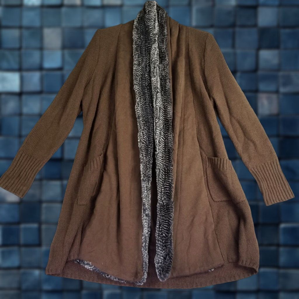 Soft Surroundings VINTAGE Soft Surroundings Brown Wool Blend Fur Trim Long Sleeve Collared Cardigan Sweater Women L Size L / US 10 / IT 46 - 1 Thumbnail