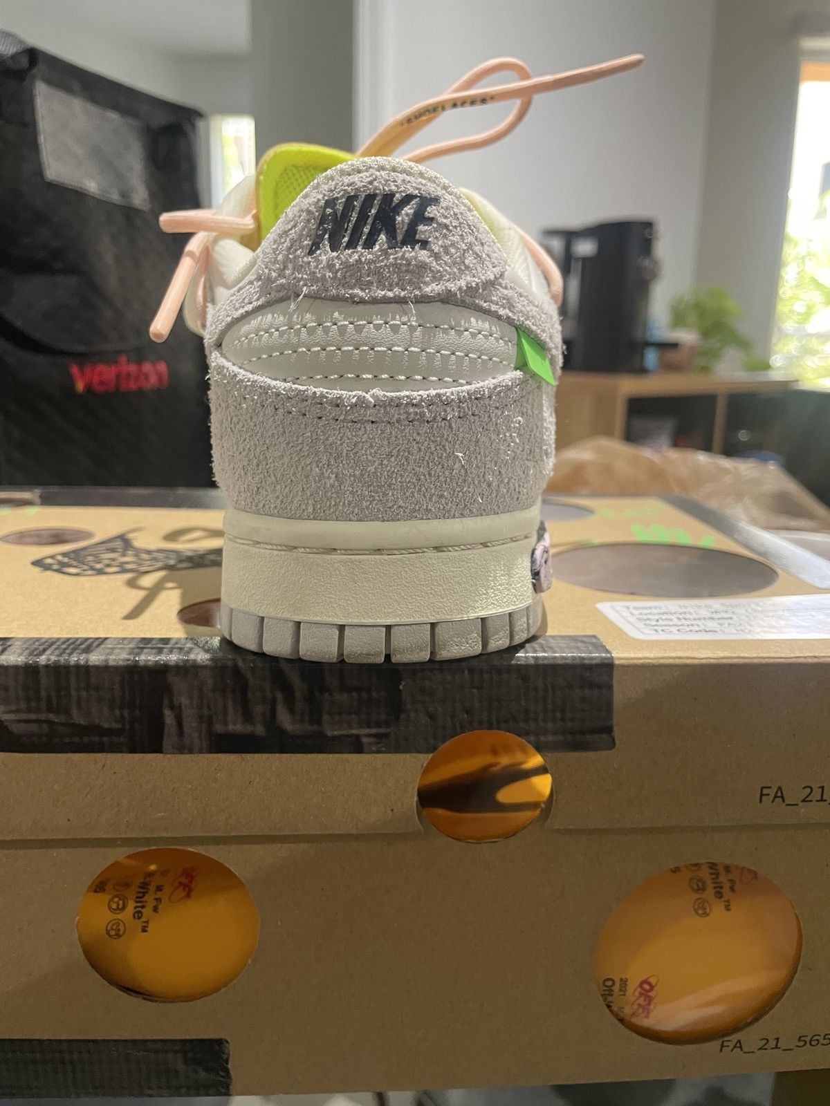 Nike × Off-White Nike x Off-White Dunk Low Lot 12 Size US 8 / EU 41 - 10 Thumbnail