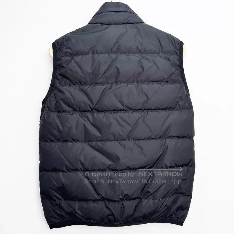 Gucci Gucci Black down vest full of printed logo Size S / US 4 / IT 40 - 2 Thumbnail