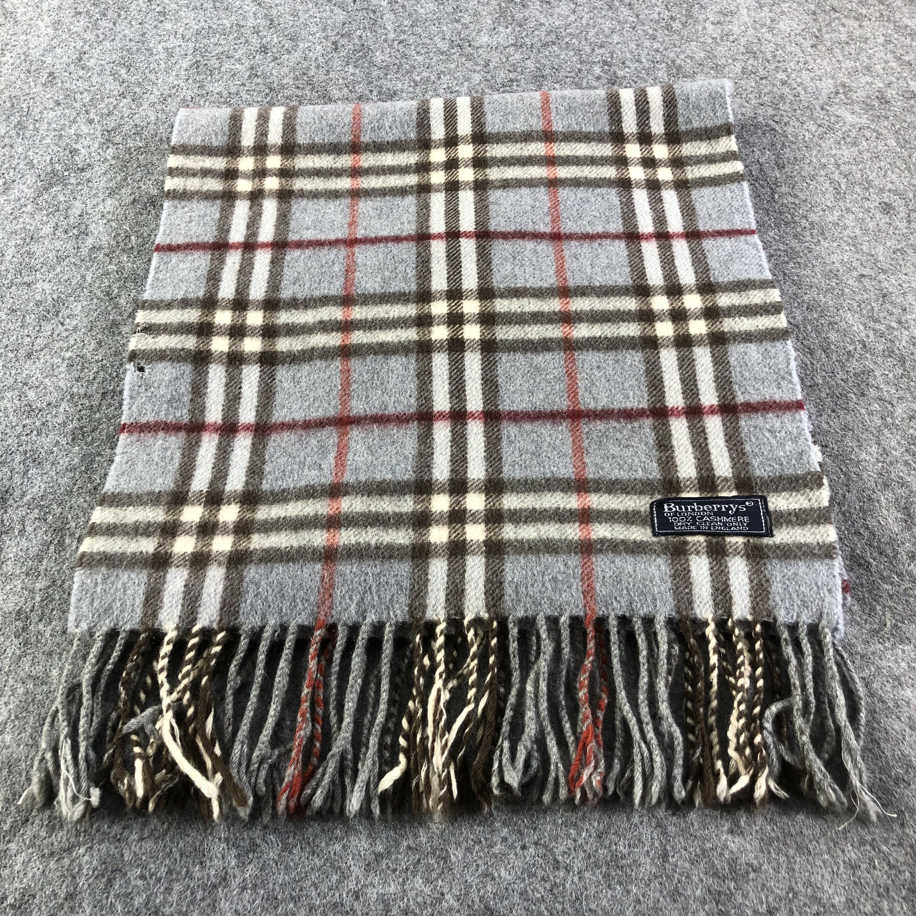 Burberry Burberrys Nova Check Cashmere Scarf Muffler V1642 Size ONE SIZE - 2 Thumbnail