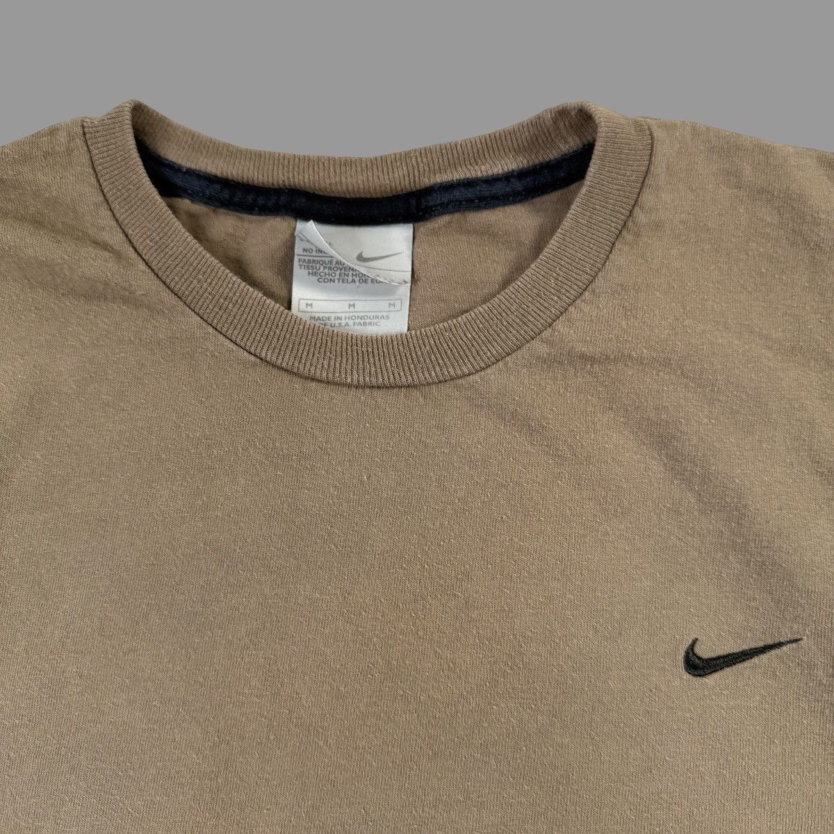 Nike × Vintage Vintage Y2K brown Nike tshirt Size US M / EU 48-50 / 2 - 3 Thumbnail