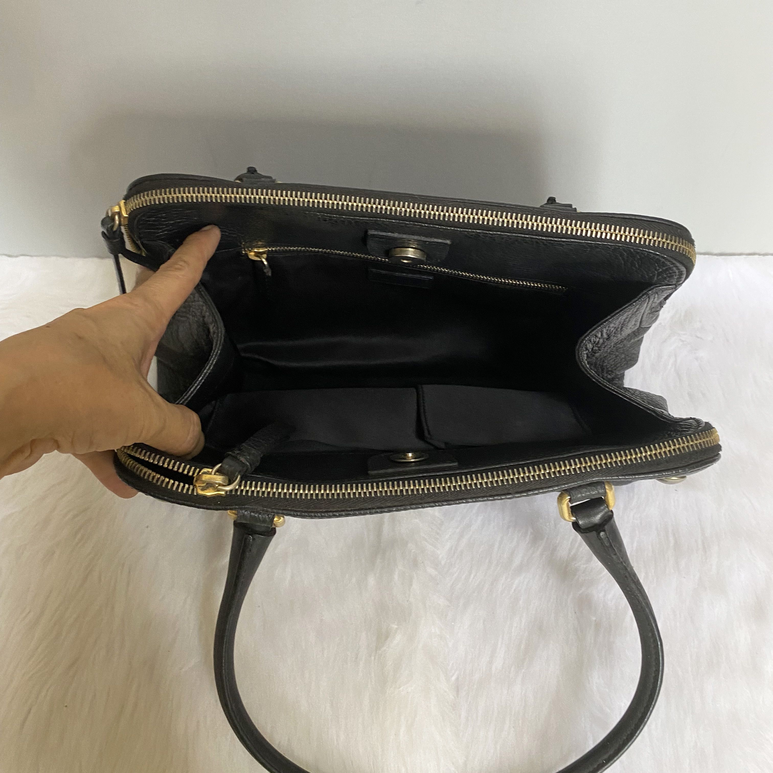 Moschino MOSCHINO Cheap & Chic Black Heart Studded Leather Bag Size ONE SIZE - 10 Thumbnail