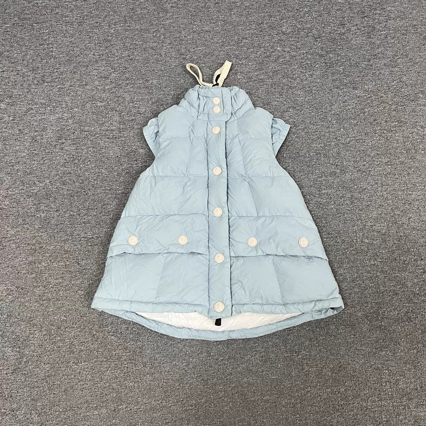 Moncler Moncler Muted Blue Down Vest Size 1 Mint Size S / US 4 / IT 40 - 1 Thumbnail