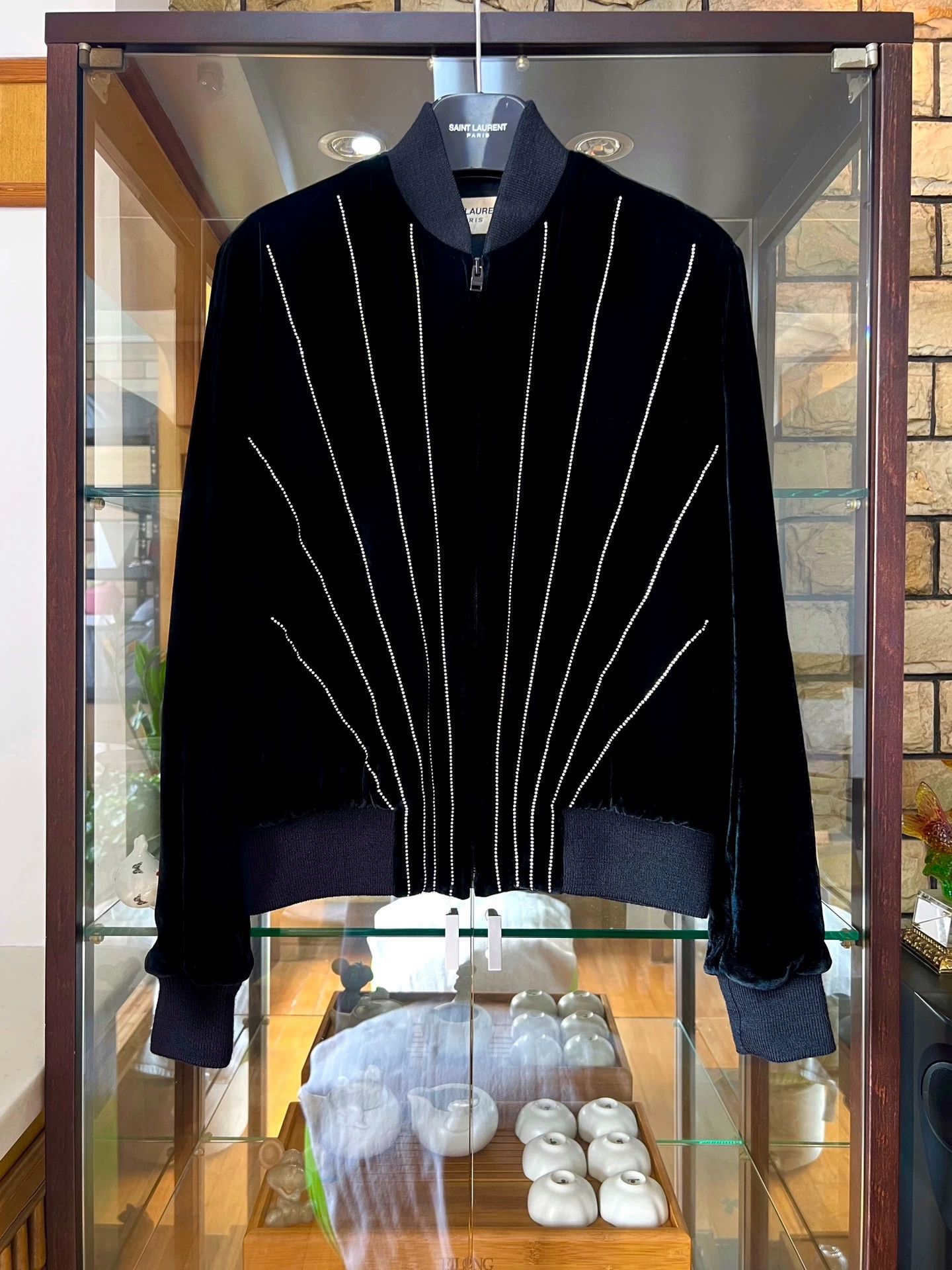 Saint Laurent Paris Saint Laurent Paris Velvet jacket Size US M / EU 48-50 / 2 - 1 Thumbnail