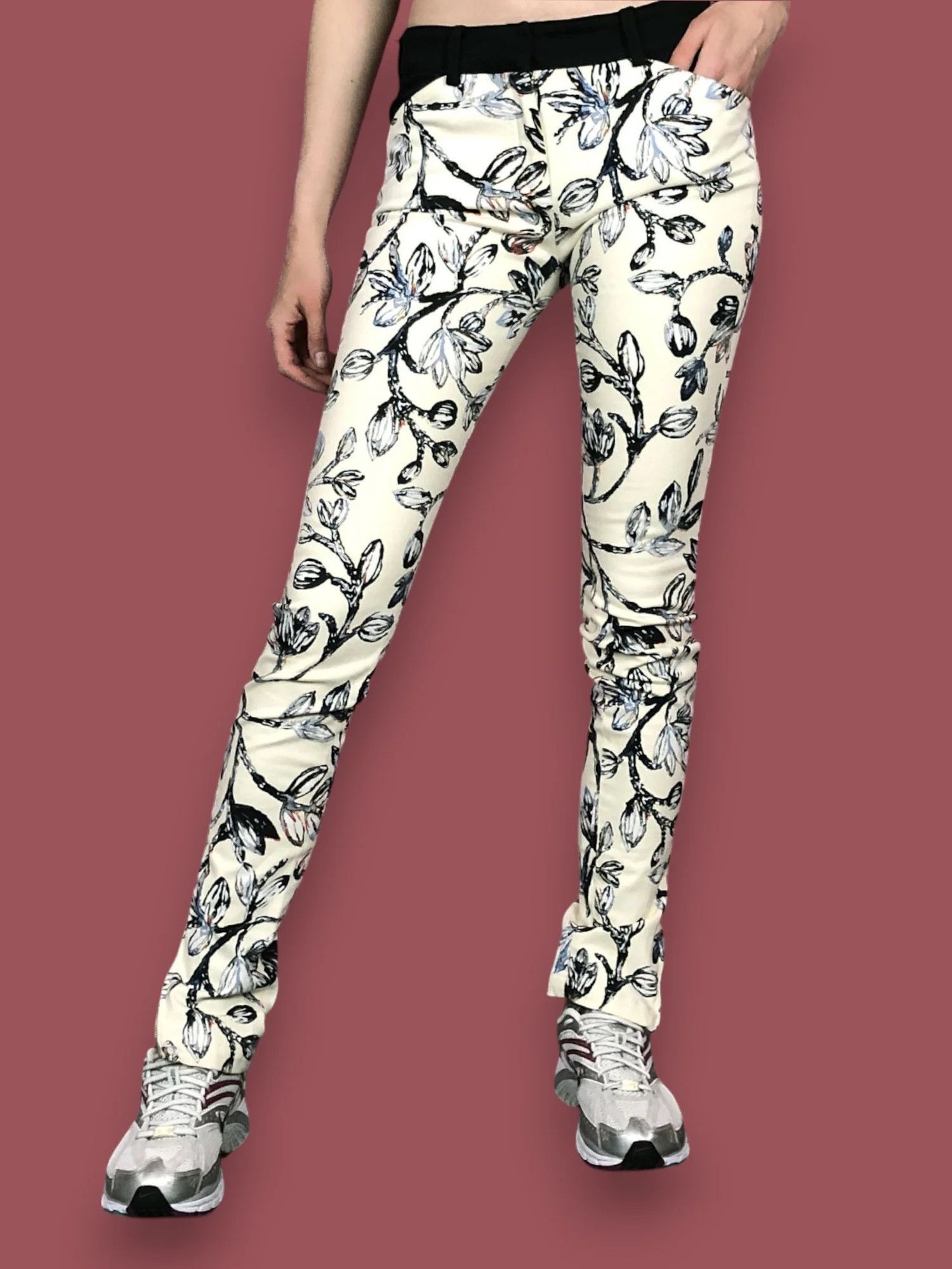Balenciaga Balenciaga Pants Vintage Women’s Floral Skinny Pants - S Size 26" / US 2 / IT 38 - 2 Thumbnail
