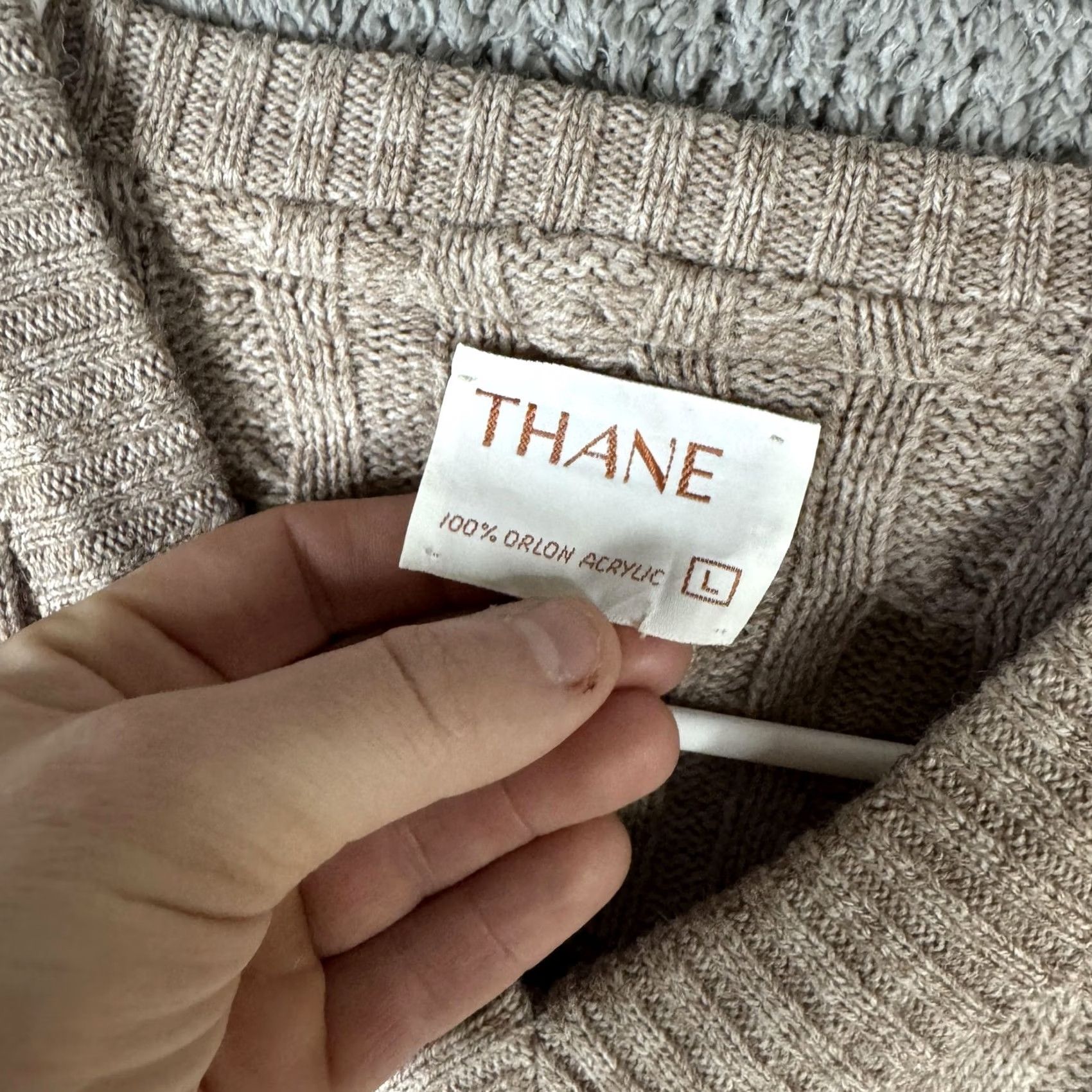 Vintage VINTAGE Thane Sweater Womens Large Brown Cream Fair Isle Cable Knit V-Neck Size L / US 10 / IT 46 - 6 Thumbnail