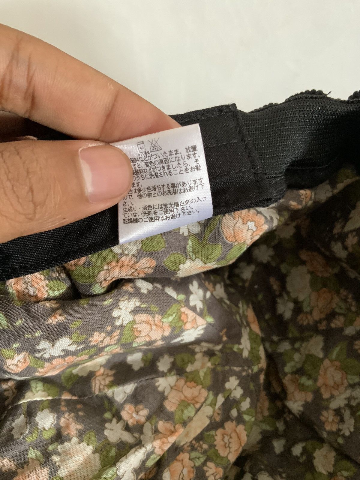 Uniqlo Corduroi Black Uniqlo Newsboy Hat Size ONE SIZE - 11 Thumbnail