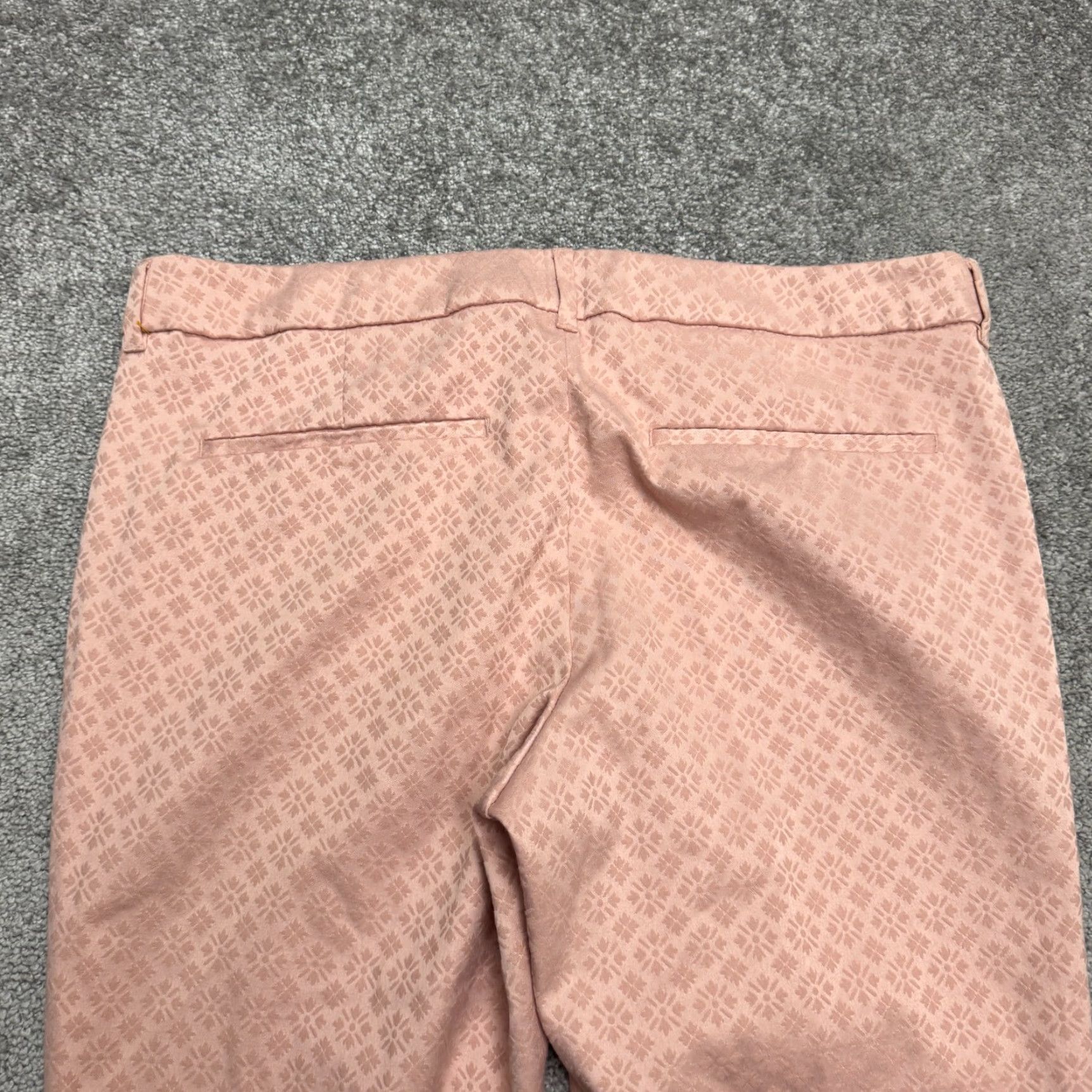 Old Navy Old Navy Pixie Mid Rise Ankle Trouser Pants Womens 14 Pink Geometric Jacquard Cotton Blend Size 36" / US 14 / IT 50 - 4 Thumbnail