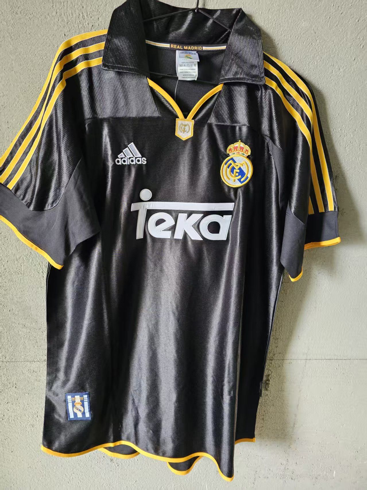 Other Vintage Real Madrid 7 Raul Jersey Size US L / EU 52-54 / 3 - 2 Thumbnail