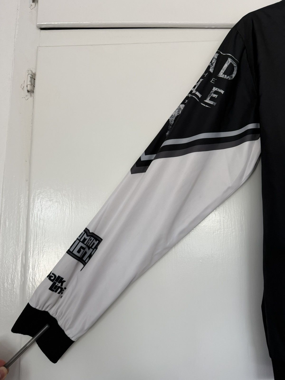 Chalk Line CHALK LINE WWE ROMAN REIGNS HEAD OF THE TABLE JACKET WRESTLE Size US L / EU 52-54 / 3 - 8 Thumbnail
