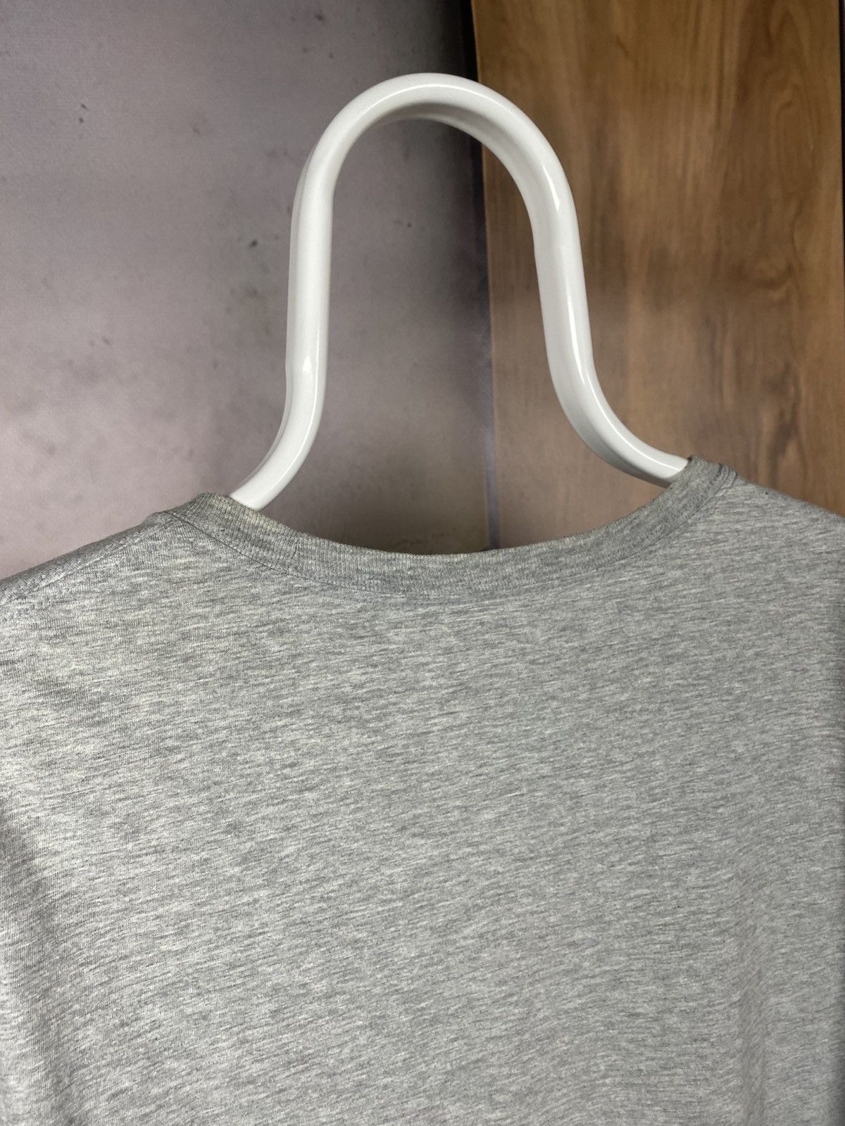 Oakley 🔘Vintage T-Shirt Slim Fit Oakley Big Central Logo Tee🔘 Size US XXL / EU 58 / 5 - 7 Thumbnail