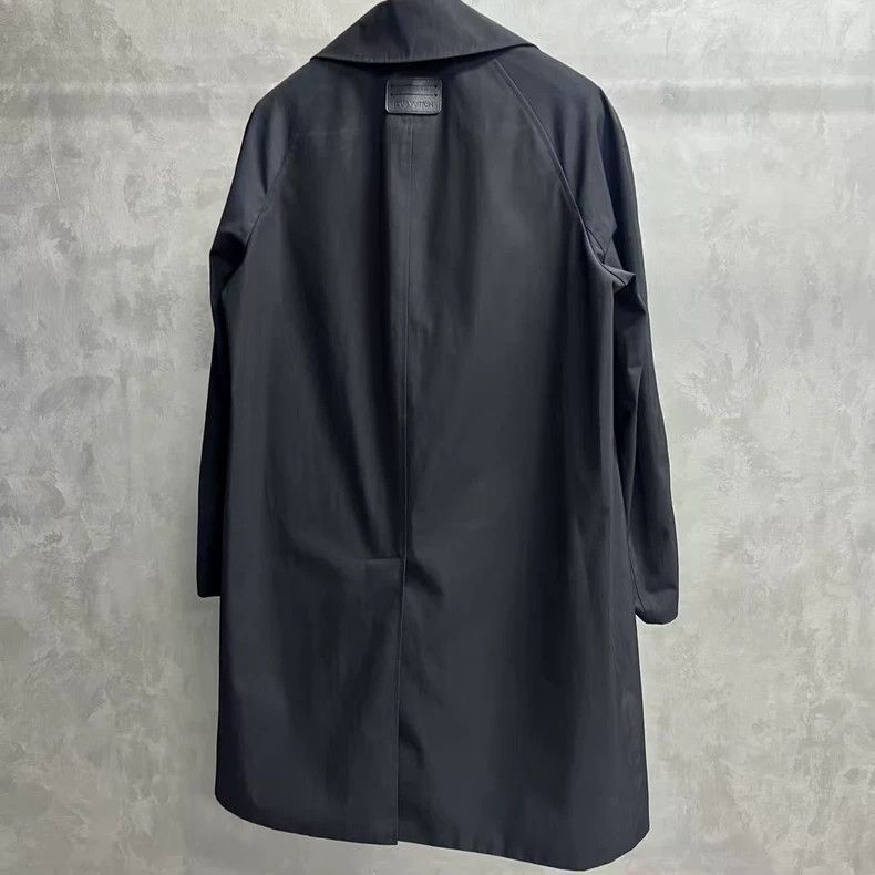 Louis Vuitton Louis Vuitton Black solid nylon lapel single-breasted long Size US M / EU 48-50 / 2 - 5 Thumbnail