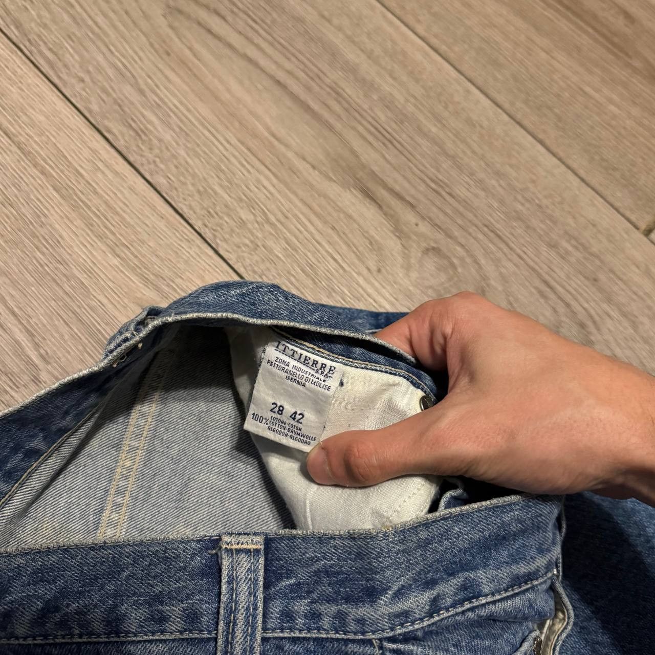 Versace Jeans Couture Versace Jeans Couture Vintage Blue Mini Shorts Jeans EU 28 Size 27" / US 4 / IT 40 - 4 Thumbnail