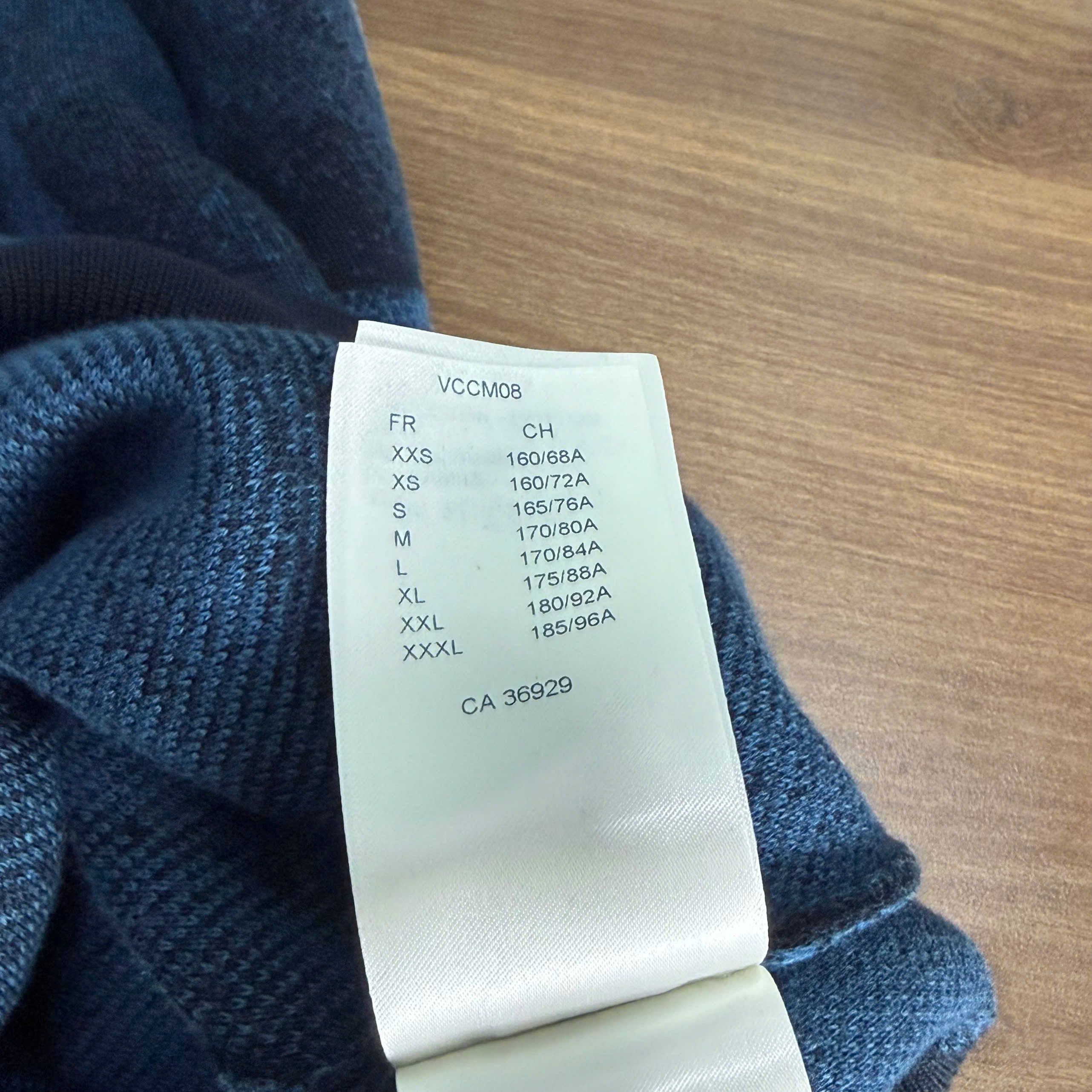 Louis Vuitton LOUIS VUITTON LEN Size US XL / EU 56 / 4 - 8 Thumbnail