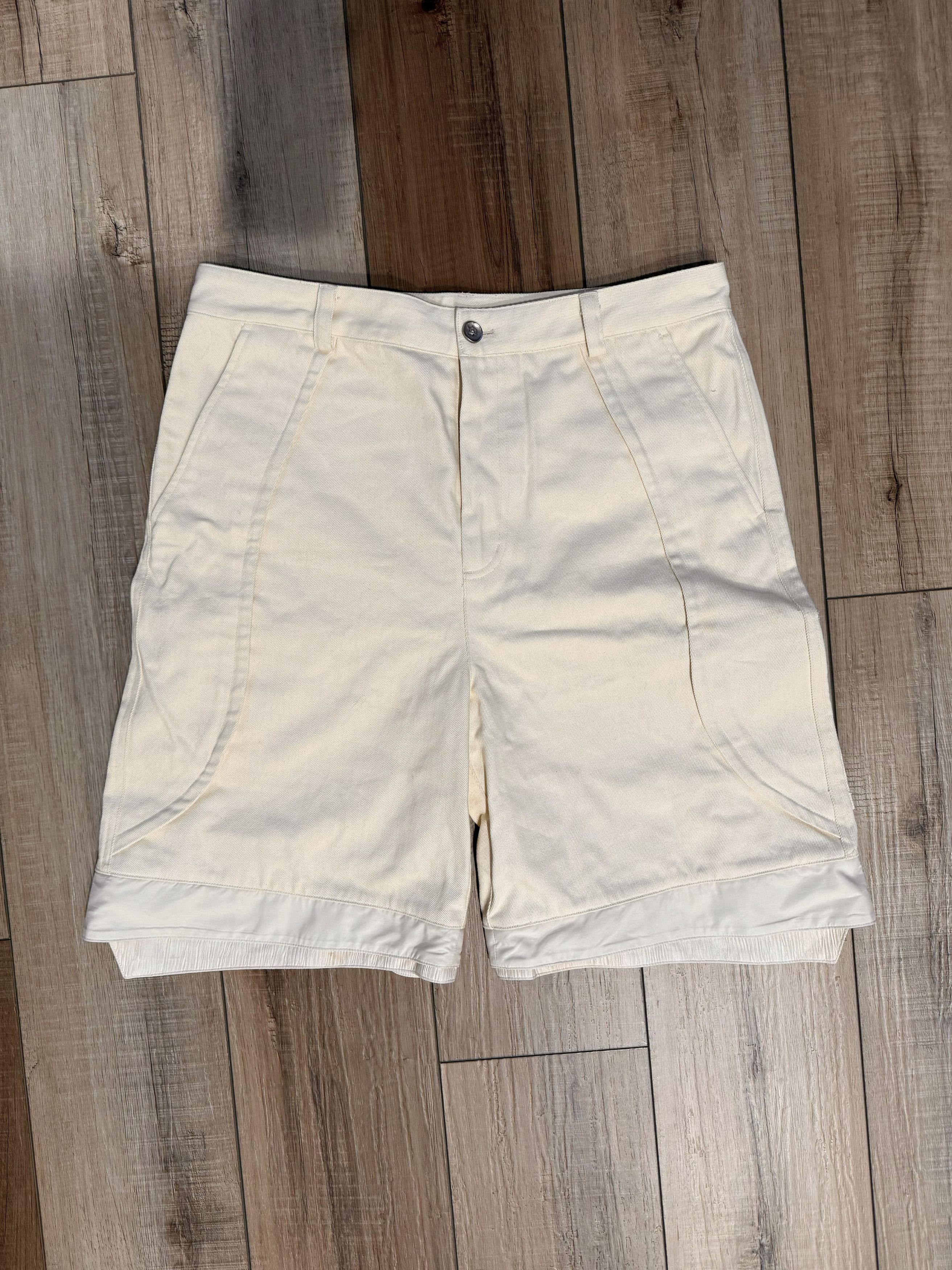 XLIM Ep. 2 01 Shorts in Ivory Size US 34 / EU 50 - 1 Thumbnail