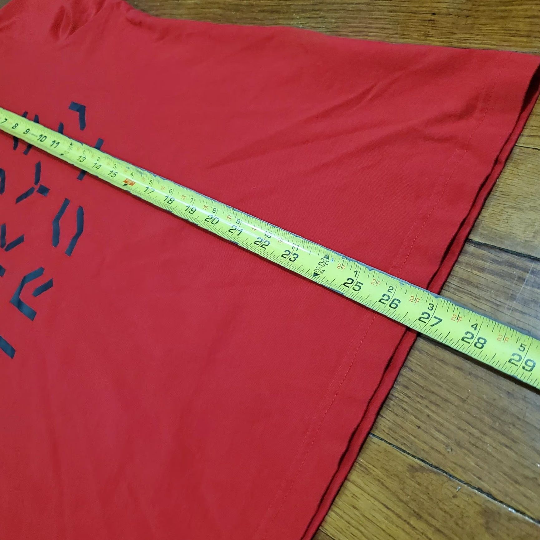 Uniqlo Uniqlo Shirt Mens L Red KAWS TOKYO FIRST UT Collab Graphic Tee Streetwear Size US L / EU 52-54 / 3 - 5 Thumbnail