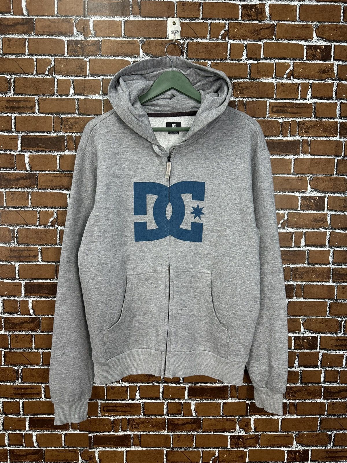 DC Y2k DC Big Logo Skateboarding Hoodie Z425 Size US S / EU 44-46 / 1 - 1 Thumbnail