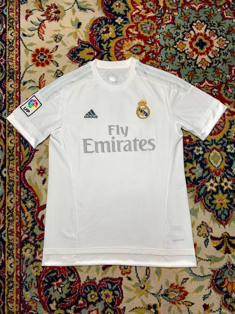 REAL MADRID 2015 2016 HOME FOOTBALL SHIRT SOCCER JERSEY