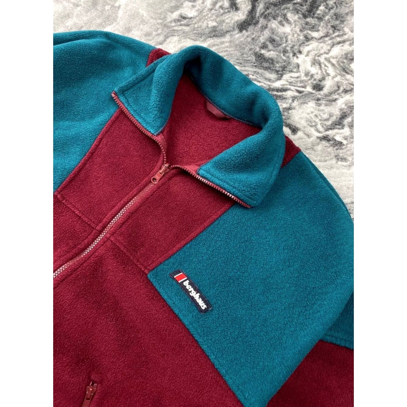 Berghaus VINTAGE Berghaus Polartec Fleece Jacket Men L Red Bomber Jacket Regular Size L Size US L / EU 52-54 / 3 - 3 Thumbnail