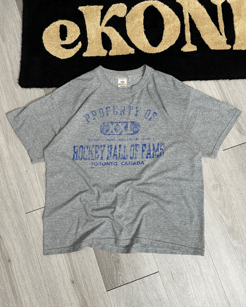 Vintage Vintage Property of Hockey Hall of Fame NHL T-Shirt - Large Size US L / EU 52-54 / 3 - 1 Thumbnail