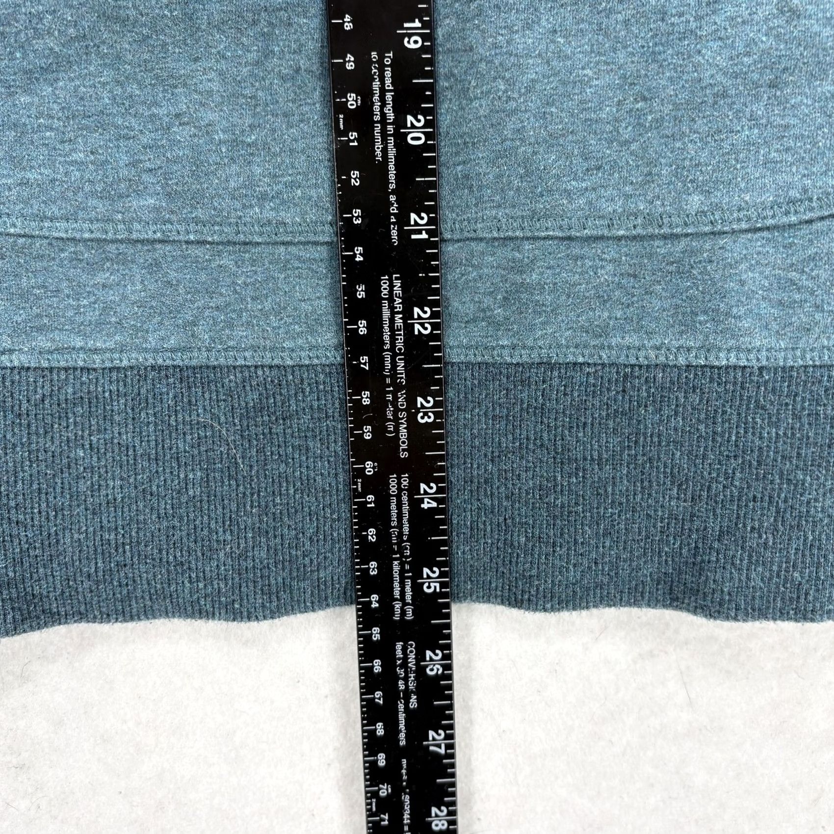 Vintage L.L.Bean Cozy Pullover Womens Medium Blue Cowl Neck Kangaroo Pocket Fleece Top Hoodie Pullover Casual Fall Womens Size M / US 6-8 / IT 42-44 - 6 Thumbnail