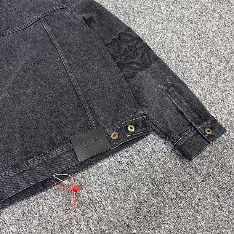 Loewe Loewe Leather Patch Square Embroidery Logo Washed Denim Ja Size US M / EU 48-50 / 2 - 4 Thumbnail