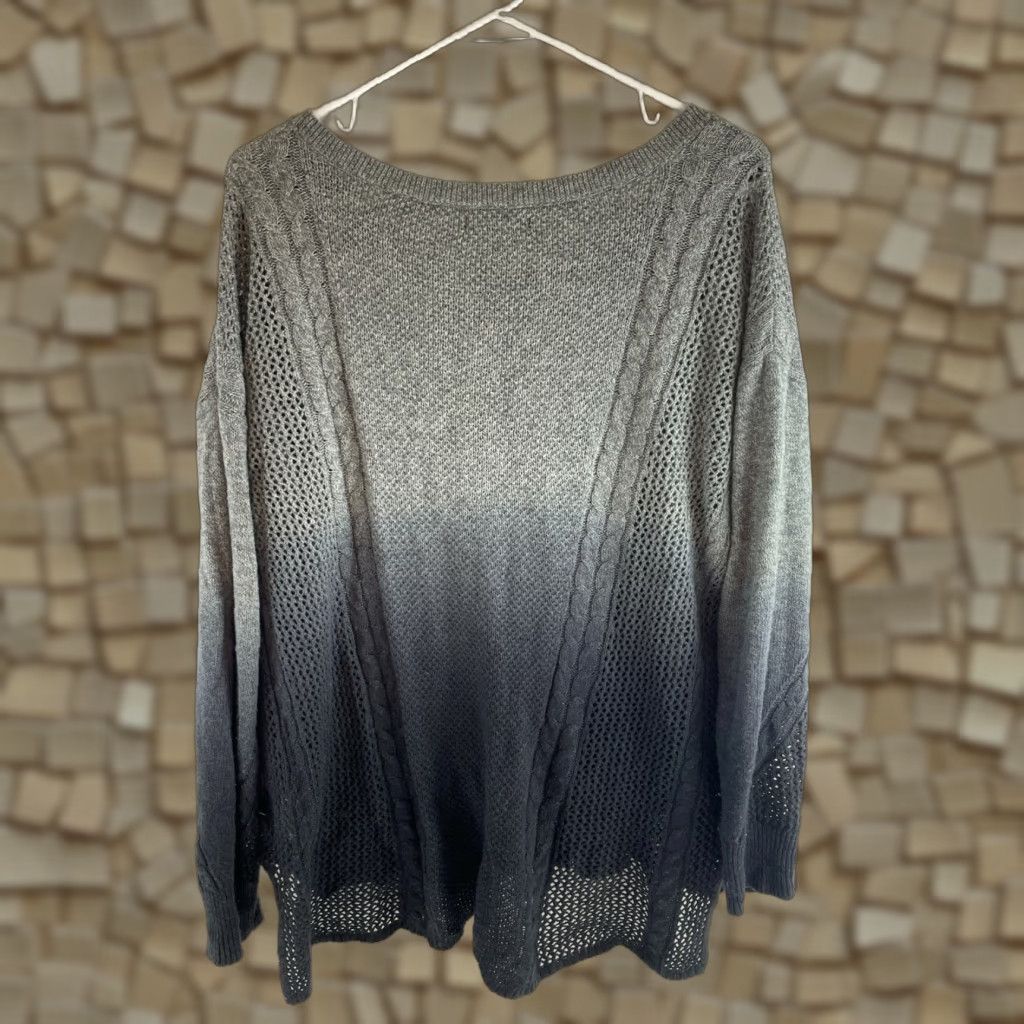 American Eagle Outfitters American Eagle Outfitters Sweater Women's Size S Gray Ombre Laced Long Sleeve Size S / US 4 / IT 40 - 1 Thumbnail